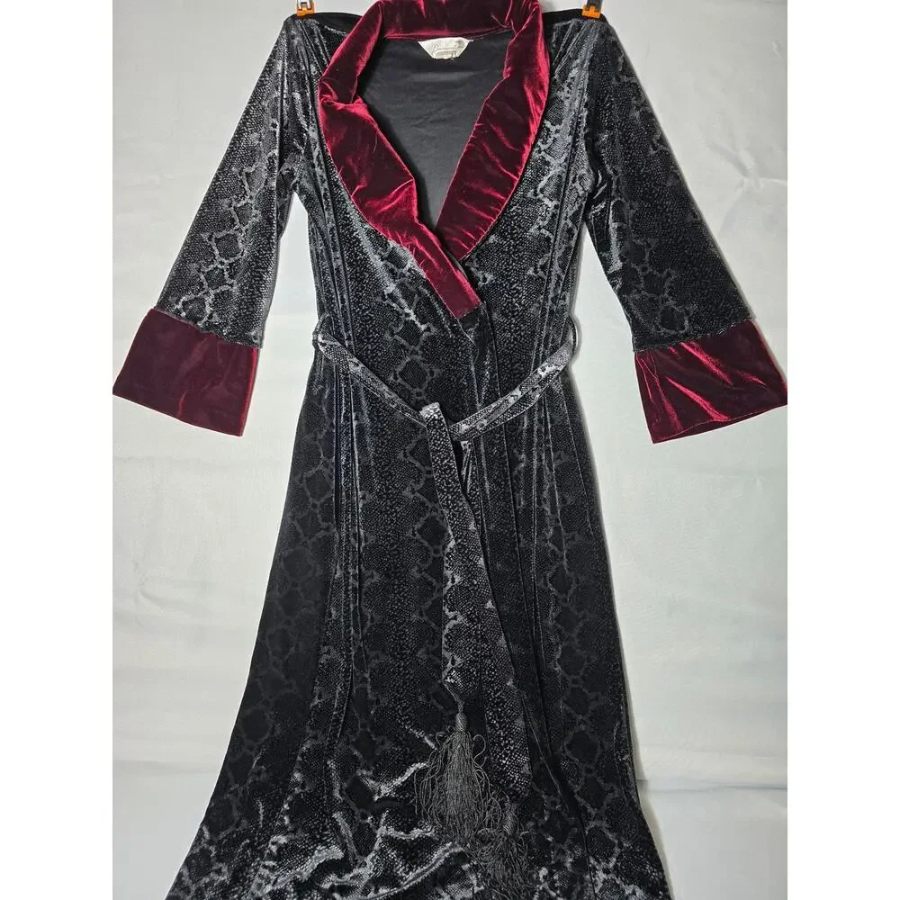 Diamond Tea Vintage Luxury Robe Velvet Gown Red Black Size Small - Picture 5 of 10